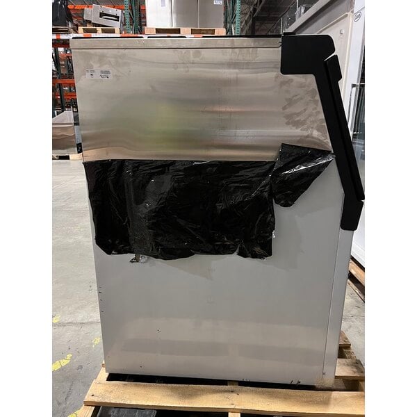 Scratch and Dent Avantco Ice BIN40022 22" Ice Storage Bin with Metallic Alloy Exterior - 383 lb.