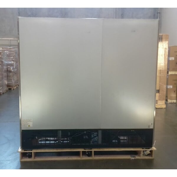 Scratch and Dent Avantco SS-3F-HC 81 5/16" Stainless Steel Solid Door Reach-In Freezer