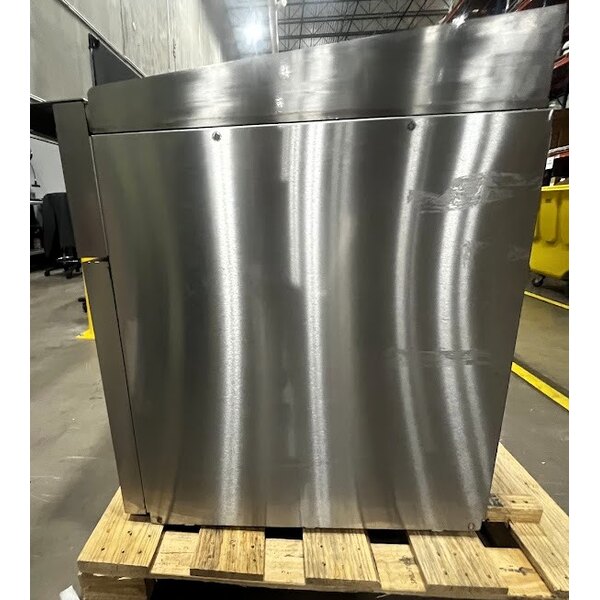 Scratch and Dent Wolf by Vulcan C60SS-6B24GN Challenger XL Series Natural Gas 60" Manual Range with 6 Burners, 24" Right Side Griddle, and 2 Standard Ovens - 278,000 BTU