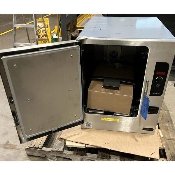 Scratch and Dent Cleveland 22CET6.1 SteamChef 6 Pan Electric Countertop Convection Steamer - 208V, 3 Phase, 12 kW