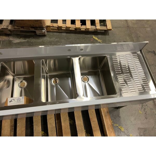 Scratch and Dent Advance Tabco SLB-64C 72" x 18" Four Compartment Bar Sink with Two 12" Drainboards