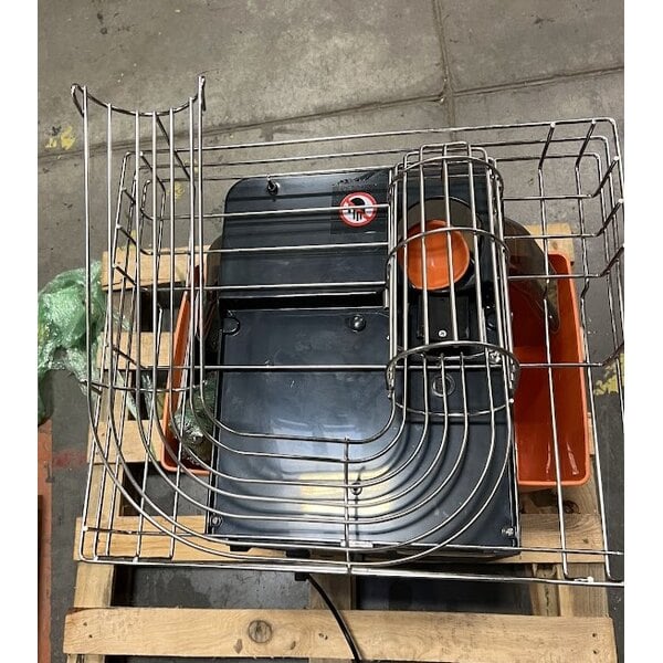 Scratch and Dent Zummo Z06-NOR Z06 Nature Orange Commercial Juicer - 10 Fruits / Minute