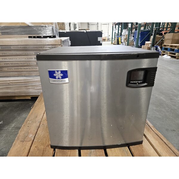 Scratch and Dent Manitowoc IYT0620A Indigo NXT 22" Air Cooled Half Size Cube Ice Machine - 208-230V, 575 lb.