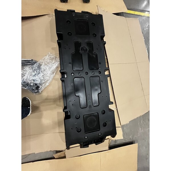 Scratch and Dent Cambro VBRL6110 Black 6' Versa Food / Salad Bar with Standard Casters - Low Height