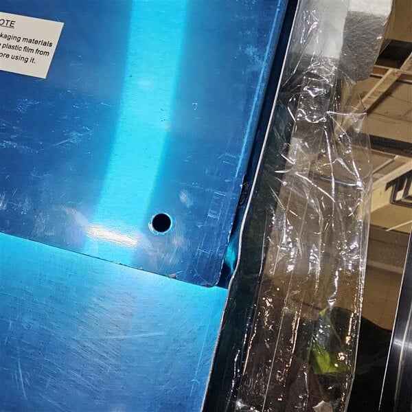 Scratch and Dent Avantco STE-5SG Five Pan Open Well Electric Steam Table with Undershelf, Overshelf, and Sneeze Guard - 208/240V, 3750W