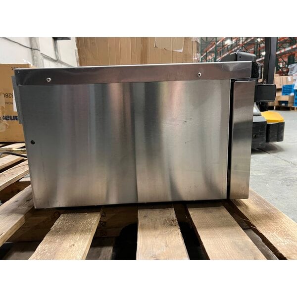 Scratch and Dent Cadco VariKwik VK-120 Stainless Steel Countertop High-Speed Oven with Touchscreen - 1,920W, 120V