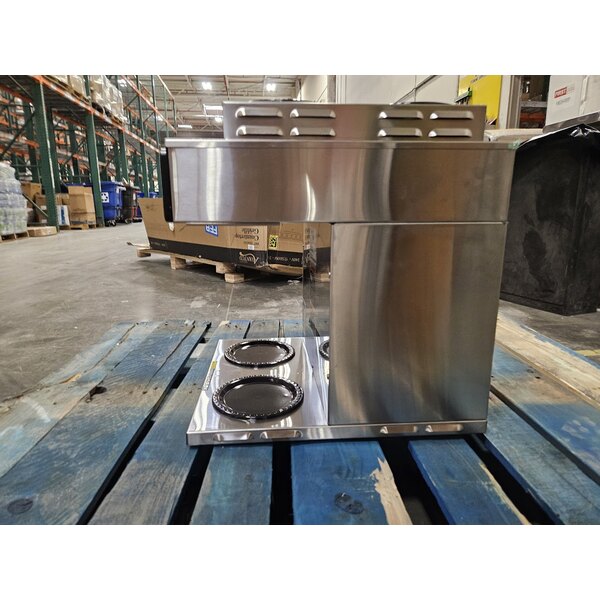 Scratch and Dent Bunn 38700.0014 Axiom 4/2 Twin 12 Cup Automatic Coffee Brewer with 4 Upper and 2 Lower Warmers - 120/208-240V