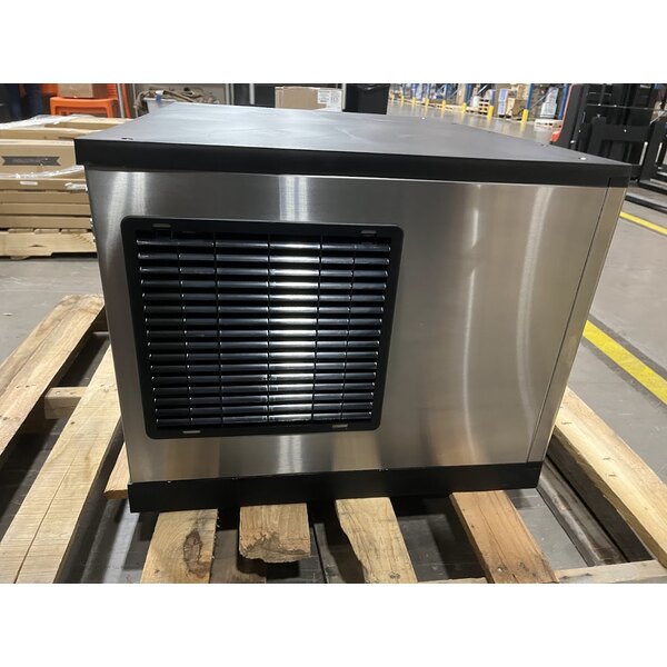 Scratch and Dent Avantco Ice Diamond EMC-H-530-A 30" Air-Cooled Modular Half Cube Ice Machine - 518 lb., 115V