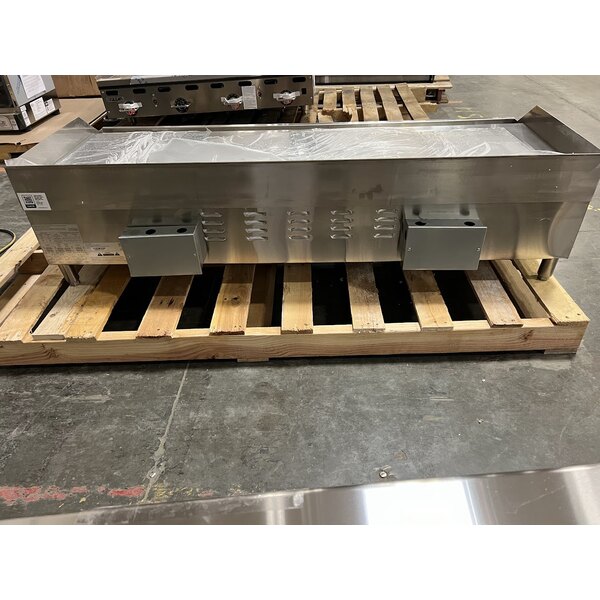 Scratch and Dent Avantco EG60E 60" Electric Countertop Griddle - 240V, 17,500W