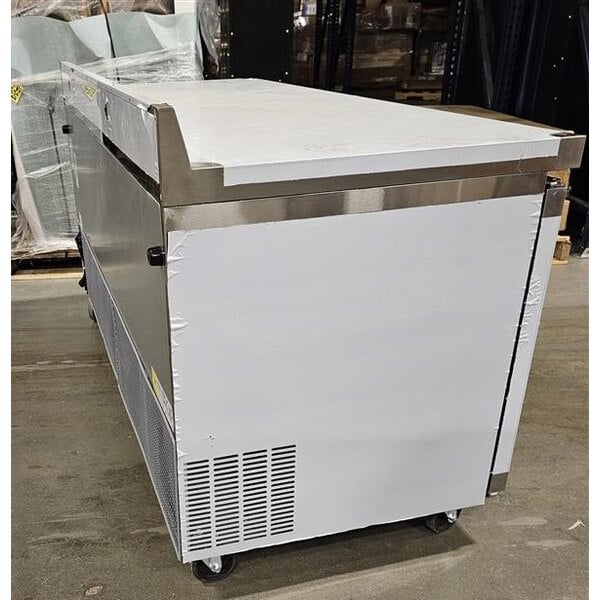 Scratch and Dent Avantco AWT-72R 72" Worktop Refrigerator with 3 1/2" Backsplash