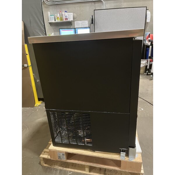 Scratch and Dent Avantco UDD-2-HC Black Kegerator / Beer Dispenser with (1) 2 Tap Tower - (2) 1/2 Keg Capacity