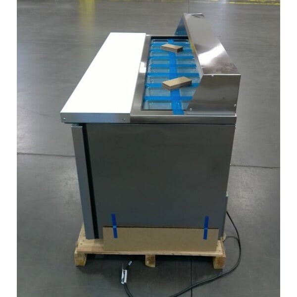 Scratch and Dent True TSSU-60-16-HC 60 3/8" 2 Door Refrigerated Sandwich Prep Table