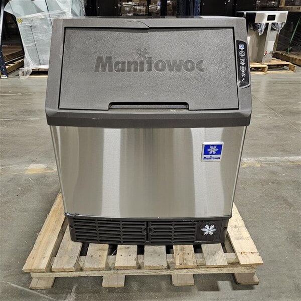 Scratch and Dent Manitowoc UDP0190A-161B NEO 26" Air Cooled Undercounter Full Dice Cube Ice Machine with 90 lb. Bin - 115V, 200 lb.