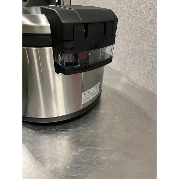 Scratch and Dent Avantco RCSB90 90 Cup (45 Cup Raw) Digital Electric Rice Cooker / Warmer with Hinged Lid - 240V, 2,500W