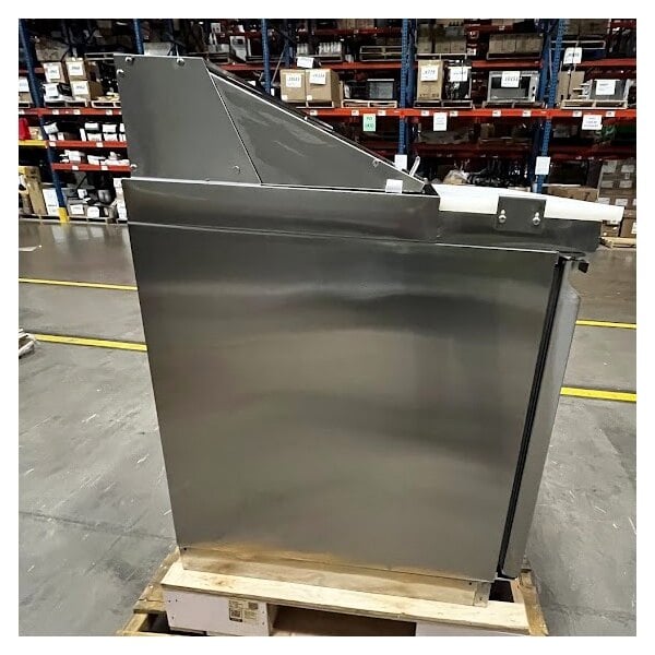 Scratch and Dent Avantco ZPT-36-FB-HC 36" 2 Door Front Breathing Cutting Top Refrigerated Sandwich Prep Table