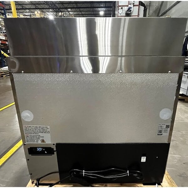 Scratch and Dent Avantco ZPT-36-FB-HC 36" 2 Door Front Breathing Cutting Top Refrigerated Sandwich Prep Table