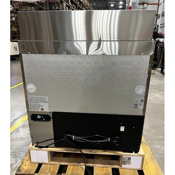 Scratch and Dent Avantco ZPT-36-FB-HC 36" 2 Door Front Breathing Cutting Top Refrigerated Sandwich Prep Table