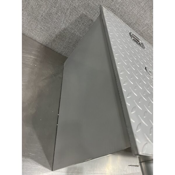 Scratch and Dent Regency 40 lb. 20 GPM Grease Trap with 3" Non-Threaded Connections - PDI Certified