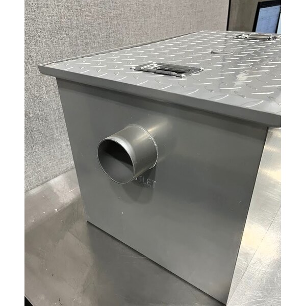 Scratch and Dent Regency 40 lb. 20 GPM Grease Trap with 3" Non-Threaded Connections - PDI Certified