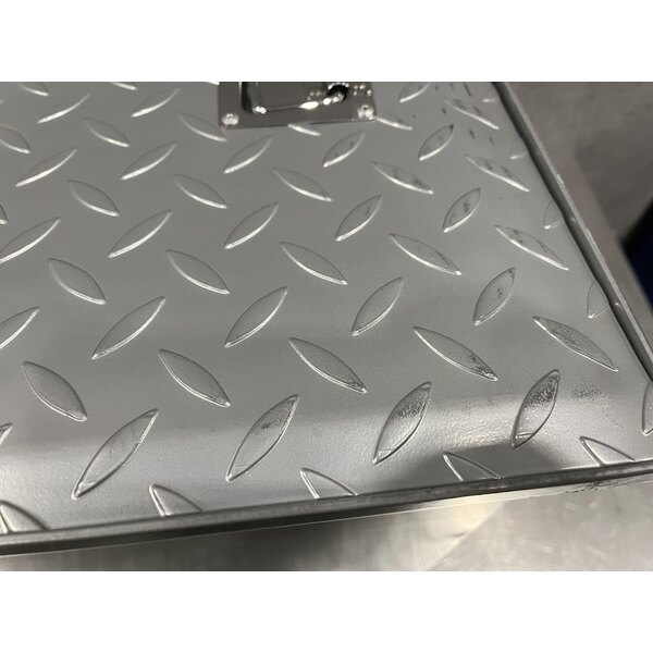 Scratch and Dent Regency 40 lb. 20 GPM Grease Trap with 3" Non-Threaded Connections - PDI Certified