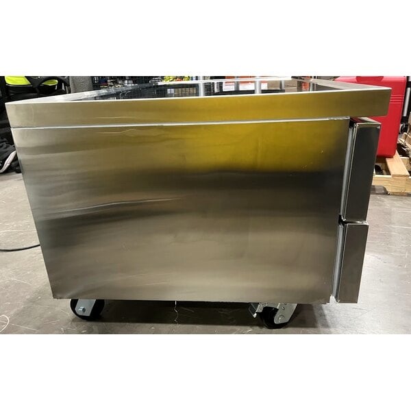 Scratch and Dent Avantco CBE-60-HC 60" 2 Drawer Refrigerated Chef Base