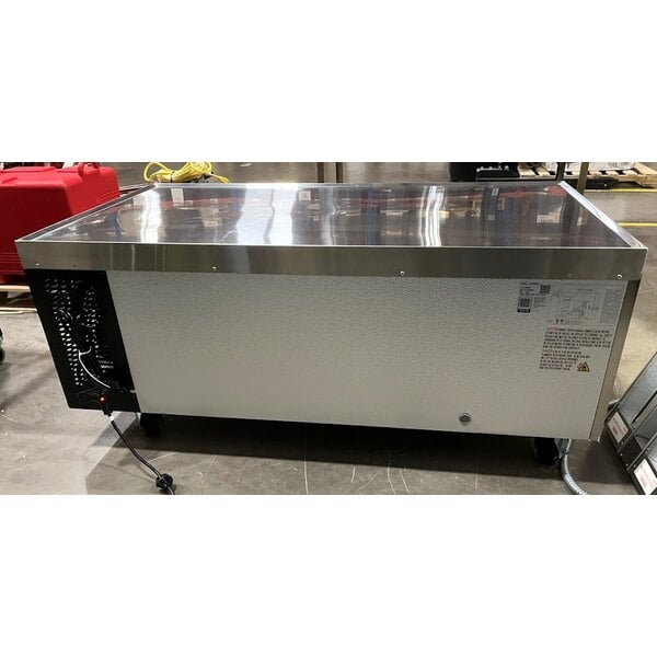 Scratch and Dent Avantco CBE-60-HC 60" 2 Drawer Refrigerated Chef Base