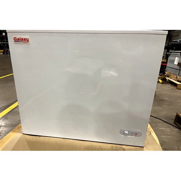 Scratch and Dent Galaxy CF7 Commercial Chest Freezer - 7 cu. ft.