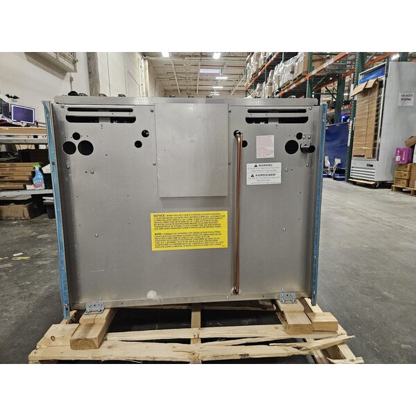 Scratch and Dent Garland G36-6R Natural Gas 6 Burner 36" Range with Standard Oven - 236,000 BTU