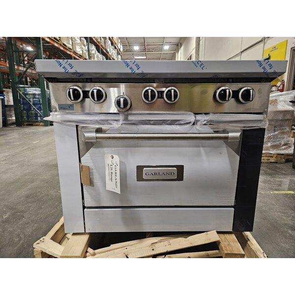 Scratch and Dent Garland G36-6R Natural Gas 6 Burner 36" Range with Standard Oven - 236,000 BTU