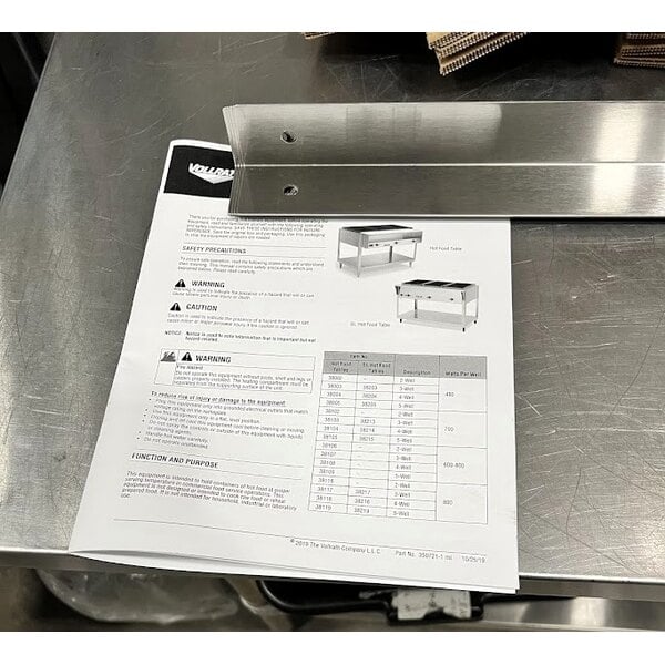 Scratch and Dent Vollrath 38118 ServeWell® Electric Four Pan Hot Food Table 208/240V - Sealed Well