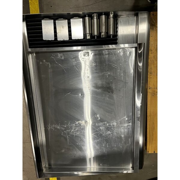 Scratch and Dent Cooking Performance Group CR-CPG-36-NL 36" Gas Countertop Radiant Charbroiler - 120,000 BTU