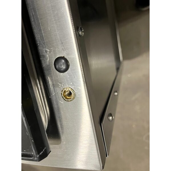 Scratch and Dent Vollrath 38118 ServeWell® Electric Four Pan Hot Food Table 208/240V - Sealed Well