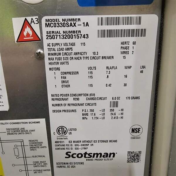 Scratch and Dent Scotsman MC0330SAX-1A Prodigy Elite® Series 30" Air-Cooled Small Cube Ice Machine - 365 lb., 115V