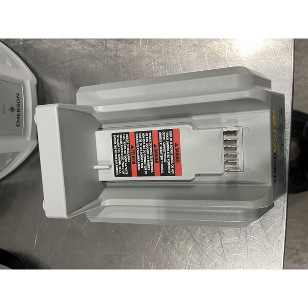 Scratch and Dent ProTeam GoFit® 6 107783 4.0 Ah 6 Qt. Cordless Backpack Vacuum with 107098 Xover Multi-Surface 2-Piece Wand Kit