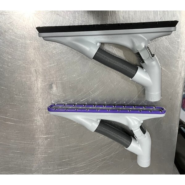 Scratch and Dent ProTeam GoFit® 6 107784 4.0 Ah 6 Qt. Cordless Backpack Vacuum with 107532 ProBlade Hard Surface and Carpet Kit