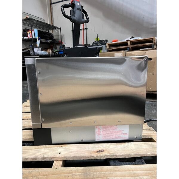 Scratch and Dent Panasonic SonicChef NE-SCV2NAPR Ventless Rapid Cook Oven with Touchscreen Controls 0.4 cu. ft. - 208/240V, 3750W