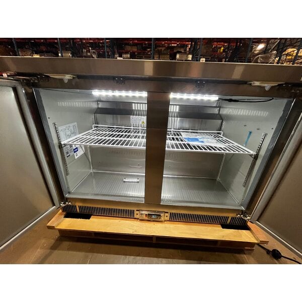 Scratch and Dent Avantco ZUC-48R-HC 48" Front Breathing Undercounter Refrigerator