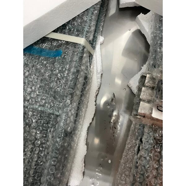 Scratch and Dent Avantco SS-3R-HC 81 5/16" Stainless Steel Solid Door Reach-In Refrigerator