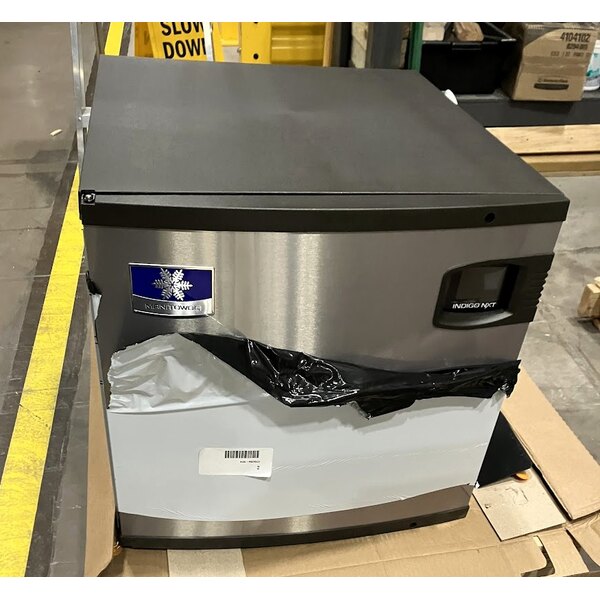 Scratch and Dent Manitowoc IYT-0420A Indigo NXT 22" Air Cooled Half Dice Ice Machine - 115V, 460 lb.