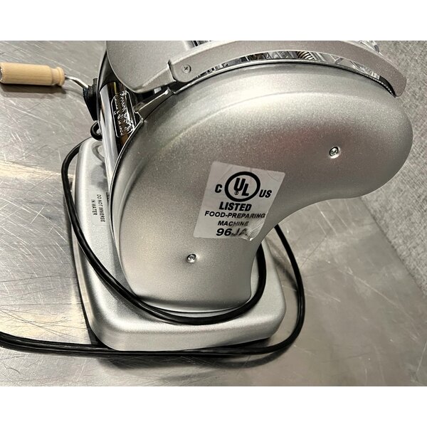 Scratch and Dent Imperia 4720 Pasta Presto 5 3/4" Pasta Machine 720 - 120V, 85W