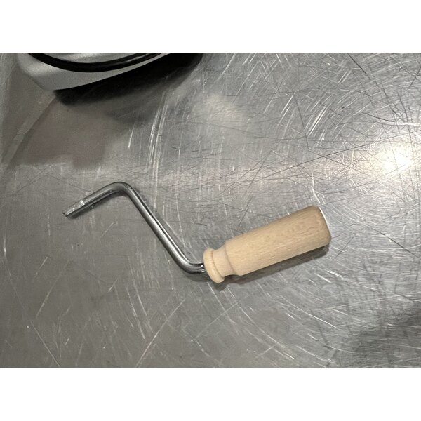 Scratch and Dent Imperia 4720 Pasta Presto 5 3/4" Pasta Machine 720 - 120V, 85W