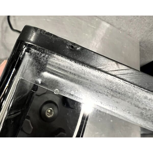 Scratch and Dent AvaMix Apex HBX2000 64 oz. 3 1/2 hp Programmable Commercial Blender with Touchpad and Sound Enclosure - 120V