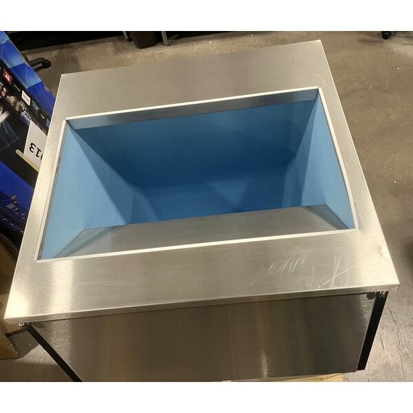 Scratch and Dent Avantco Ice Diamond EBIN50030 30" Stainless Steel Ice Storage Bin - 500 lb.