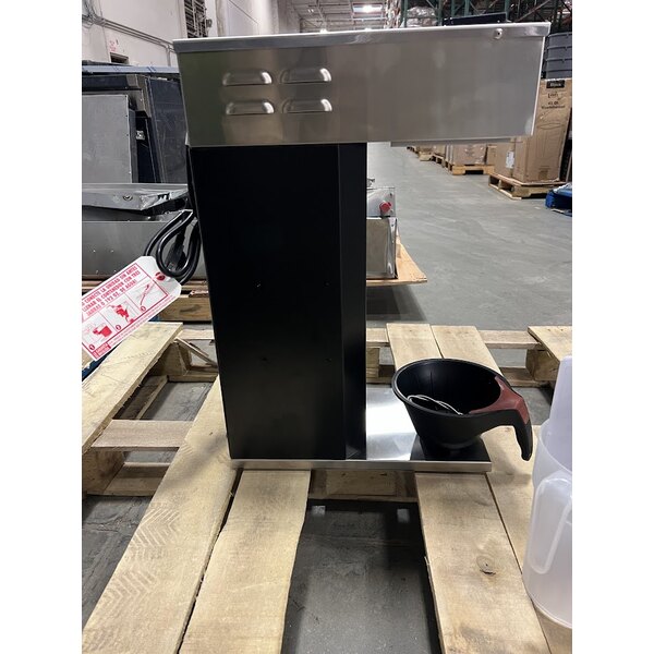 Scratch and Dent Curtis CAFE0AP10A000 Pourover 2.2 Liter Airpot Coffee Brewer - 120V