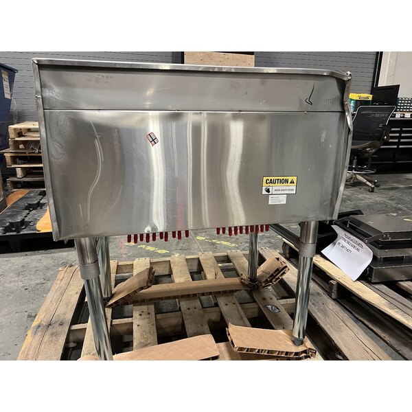 Scratch and Dent Regency 21" x 30" Underbar Ice Bin with 10 Circuit Post-Mix Cold Plate and Bottle Holders - 65 lb.