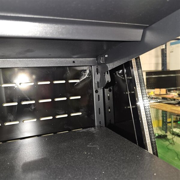 Scratch and Dent Avantco BMAC-26HC 28" Black Vertical Air Curtain Merchandiser - 115V
