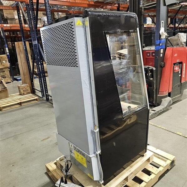 Scratch and Dent Avantco BMAC-26HC 28" Black Vertical Air Curtain Merchandiser - 115V
