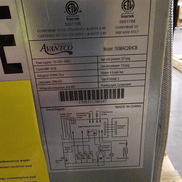 Scratch and Dent Avantco BMAC-26HC 28" Black Vertical Air Curtain Merchandiser - 115V