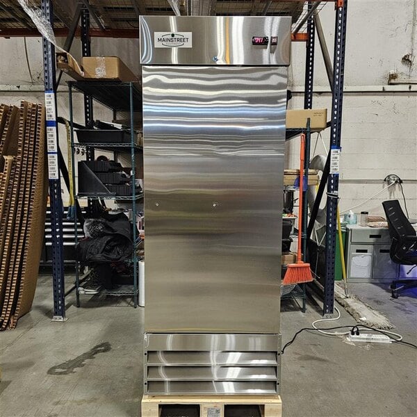 Scratch and Dent MainStreet Equipment BMR-23-R 29" Solid Door Reach-In Refrigerator