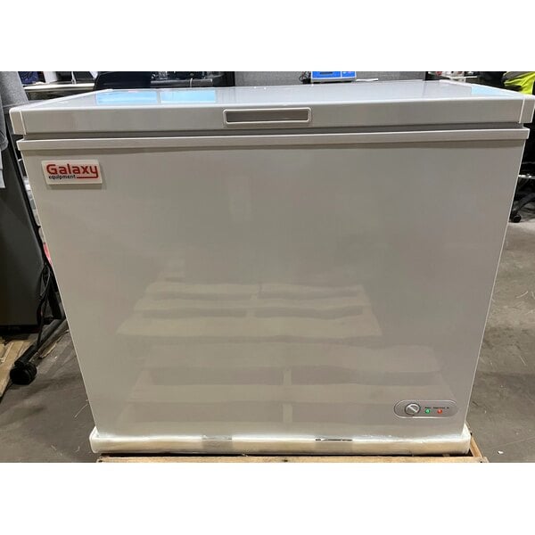 Scratch and Dent Galaxy CF7 Commercial Chest Freezer - 7 cu. ft.